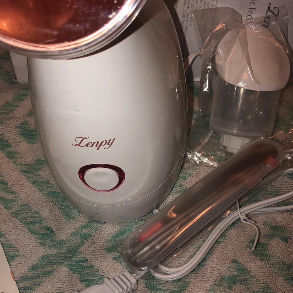 🧖🏻‍♀️ 📺 🧖🏼‍♀️ • 🫦📺🫦Iconic Facial Steamer+ Guide🧖🏻‍♀️🫦 - Picture 3 of 8